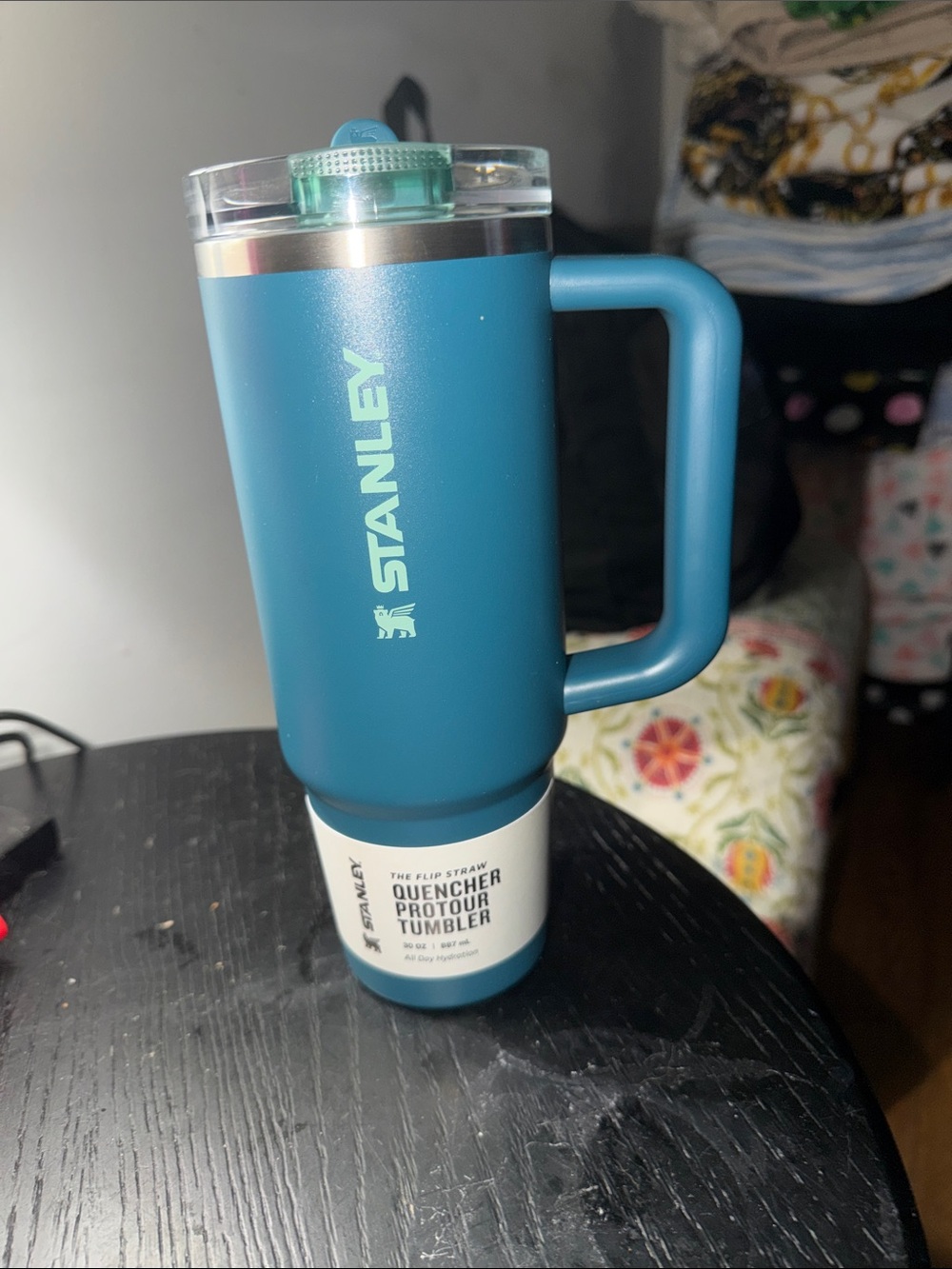 30oz Stanley dark green color Quencher H2.0 Tumbler with flip straw lid